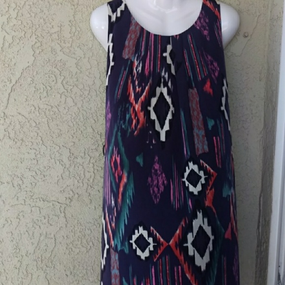 Forever 21 Dresses & Skirts - Love 21 abstract colorful sleeveless keyhole dress